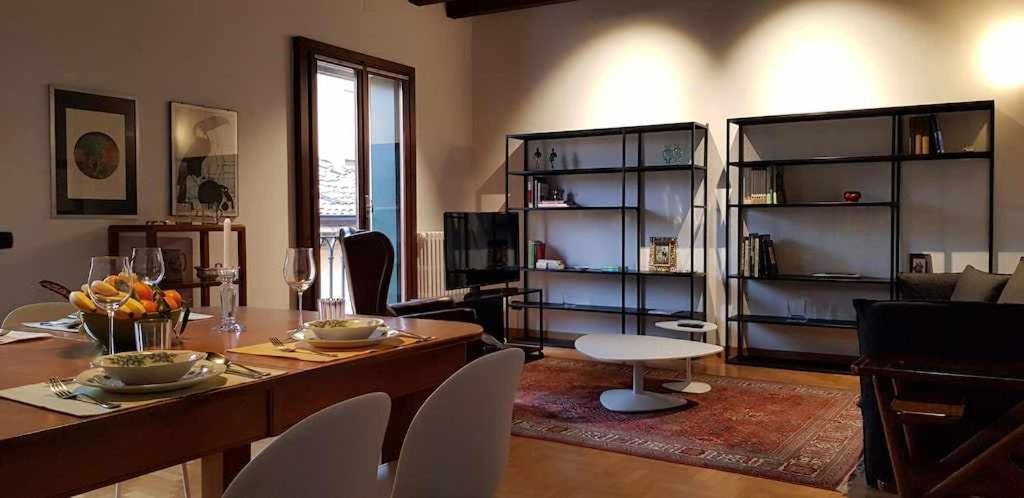 Interno Gavi Apartment Verona Exterior foto