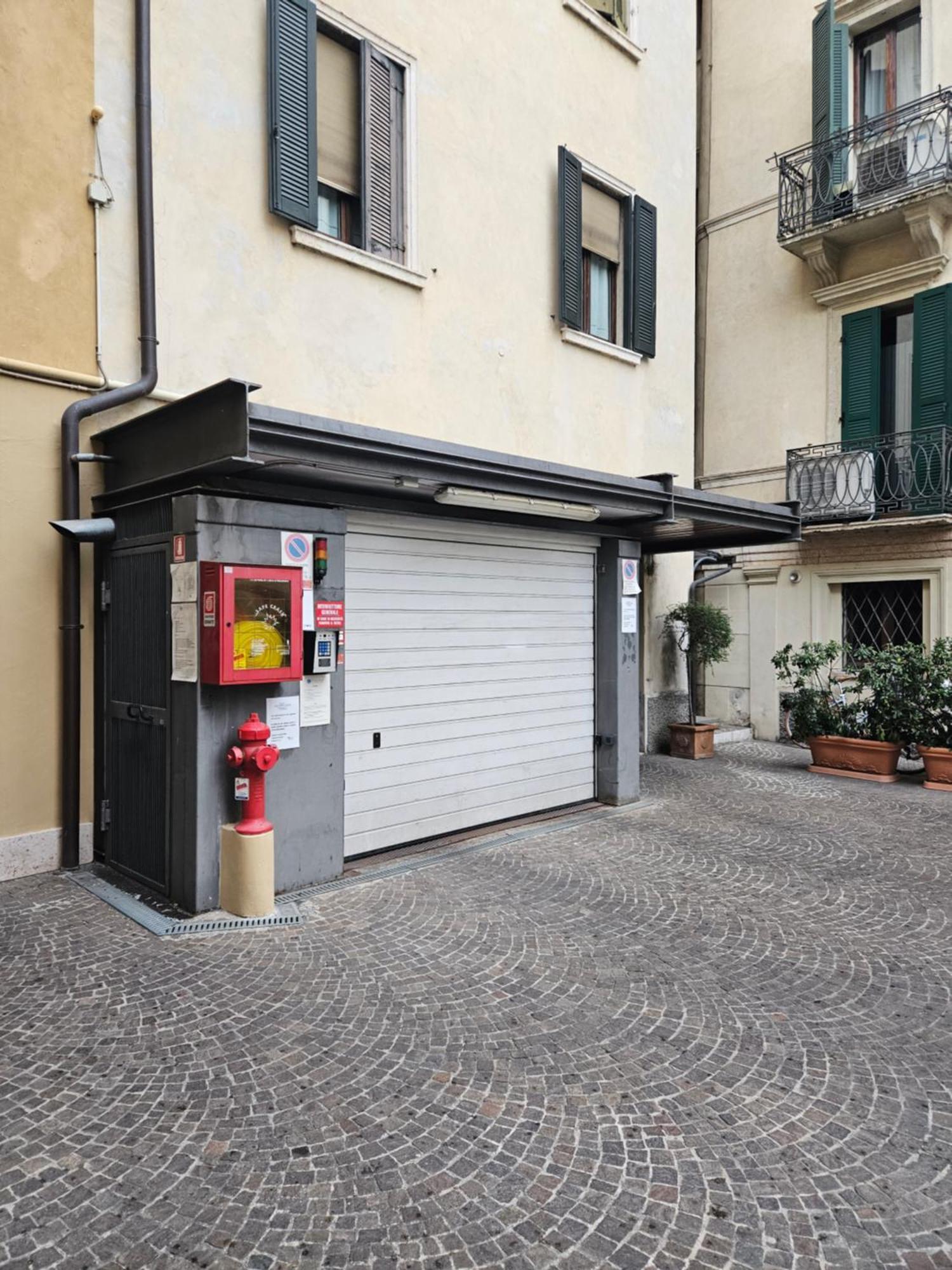 Interno Gavi Apartment Verona Exterior foto